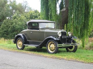 Garth & Pauline Moore