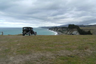 Garth & Pauline Moores Fordor